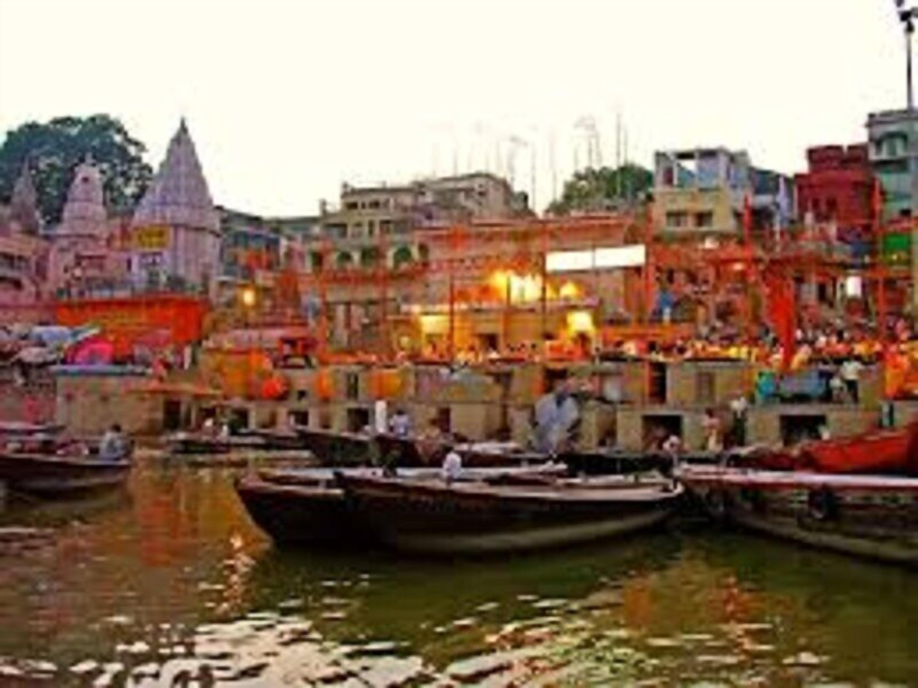 Adb Rooms Hotel De Pal Varanasi — Photos 3